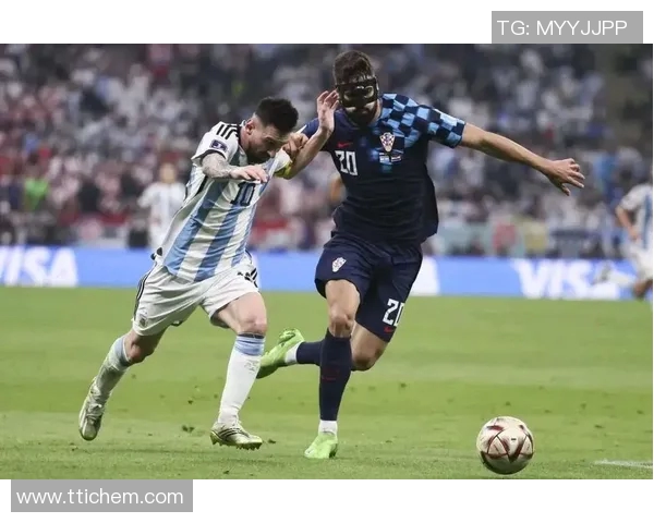 格瓦迪奥尔：足球场上的新星如何重塑后防线的未来与希望