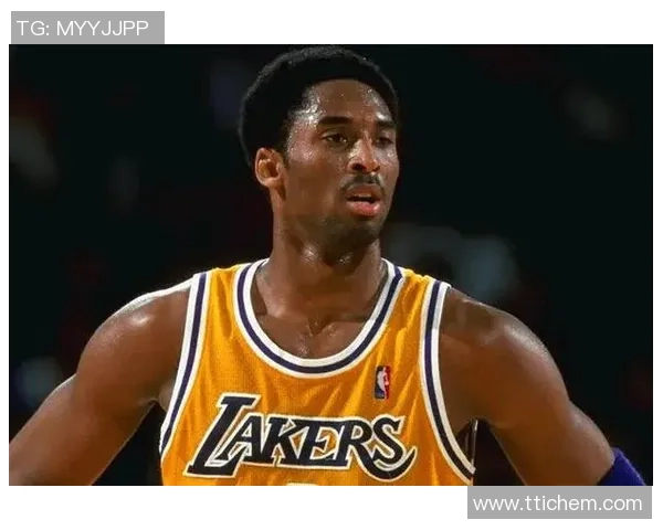 科比传奇：从篮球场上的巨星到全球偶像的心路历程与影响力分析